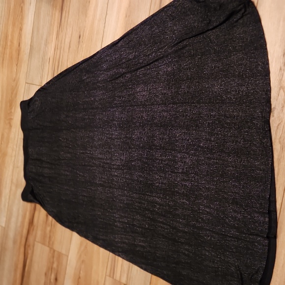 Lane Bryant's black long skirt size 14/16 - Picture 4 of 4